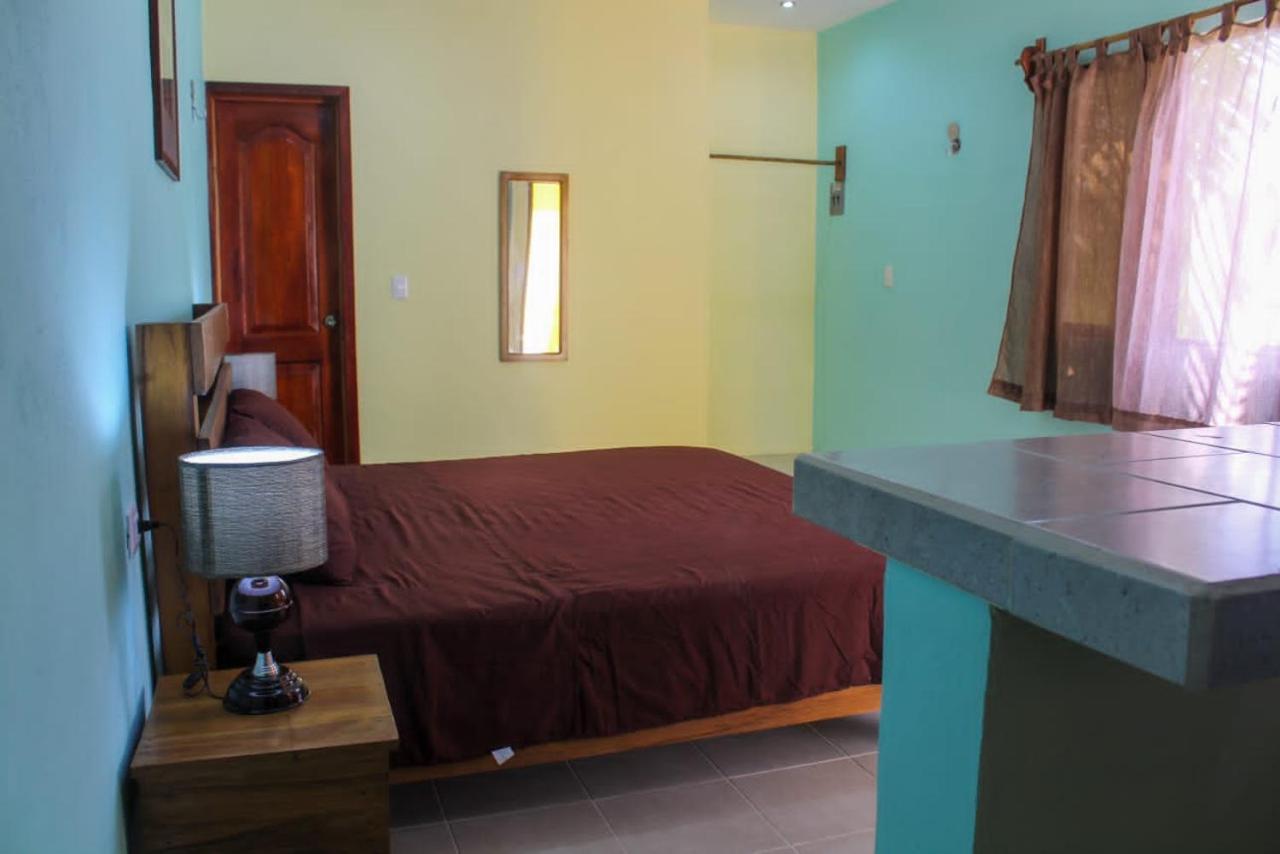 Ecohotel Shalom فالادوليد المظهر الخارجي الصورة