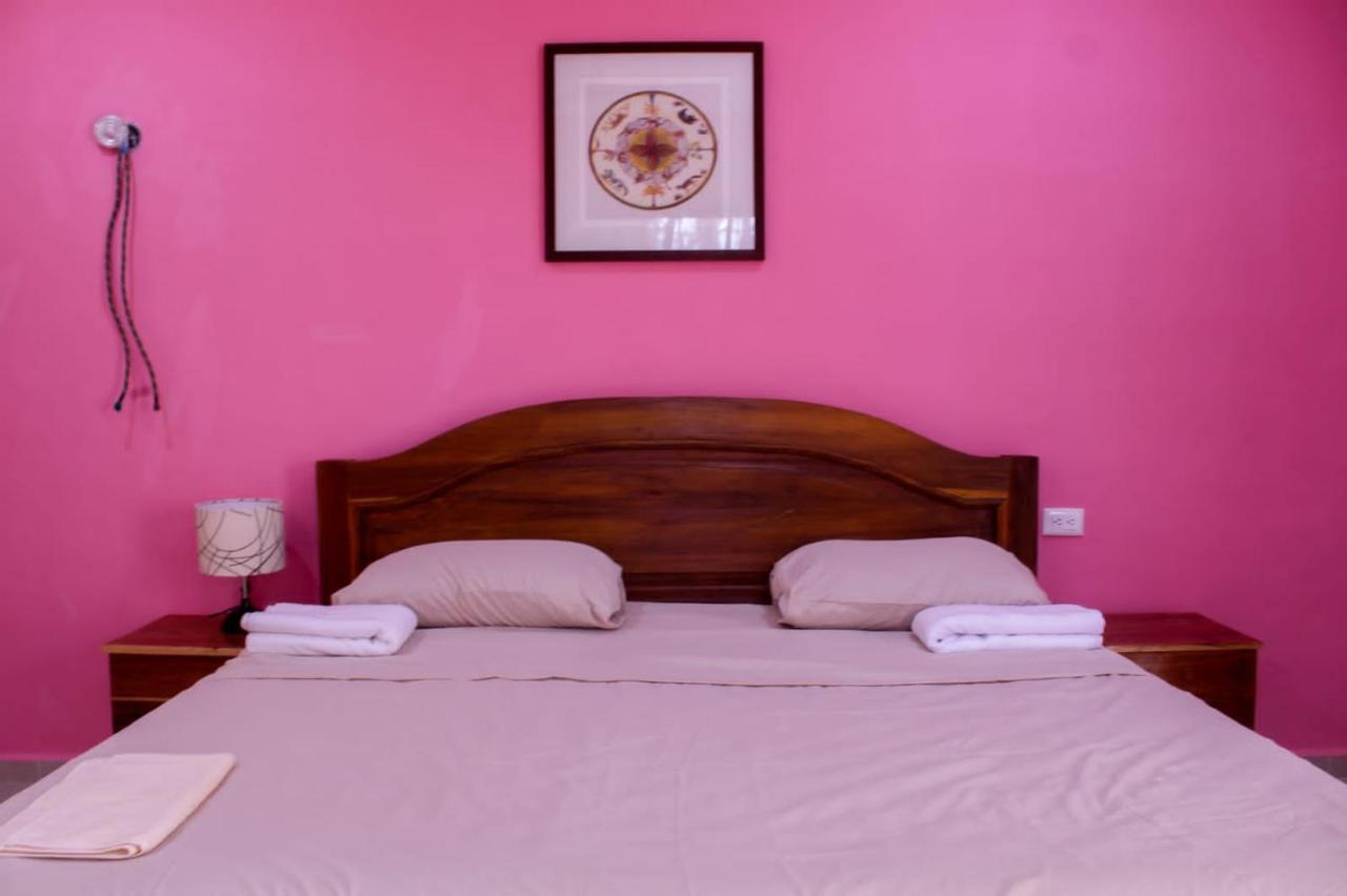 Ecohotel Shalom فالادوليد المظهر الخارجي الصورة